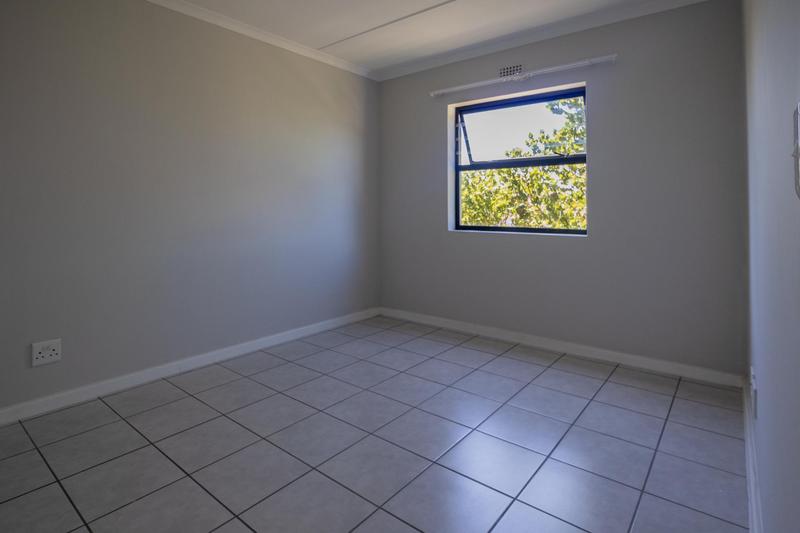 To Let 2 Bedroom Property for Rent in Sandrift Western Cape